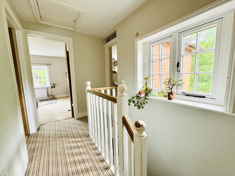 Images for Stanley Cottages, Hartley Wintney